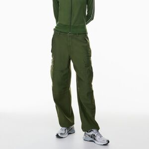 Aritzia TNA supply cargo pant